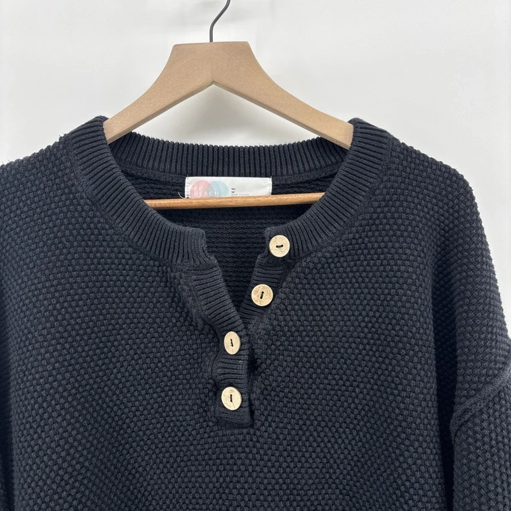 FP Beach Free People Hailee Sweater‎ Women's Medium Black Waffle Knit Oversized